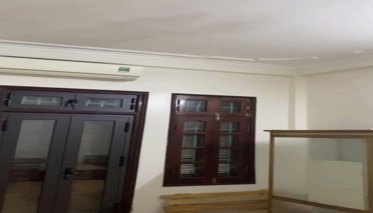 CHO THUÊ NHÀ NGUYÊN CĂN PHỐ QUAN NHÂN, THANH XUÂN 4 TẦNG, 60M2, FULL ĐỒ, 4 NGỦ